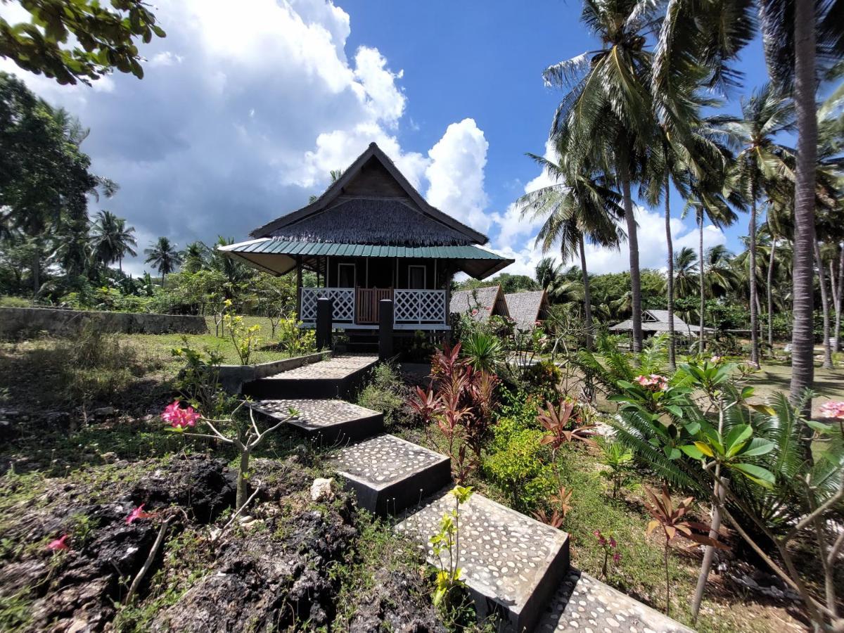 Sunari Beach Resort Selayar Matalalang المظهر الخارجي الصورة