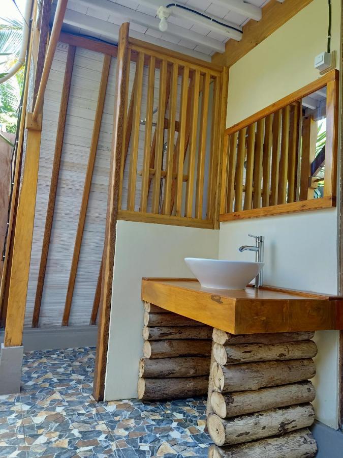 Sunari Beach Resort Selayar Matalalang المظهر الخارجي الصورة